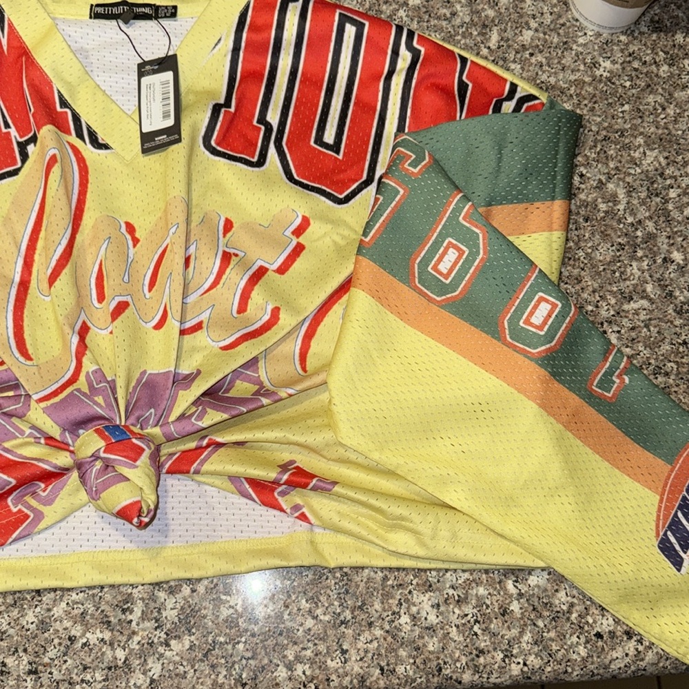 Mitchell & Ness Yellow West Coast Champions Jersey - Picture 4 of 5